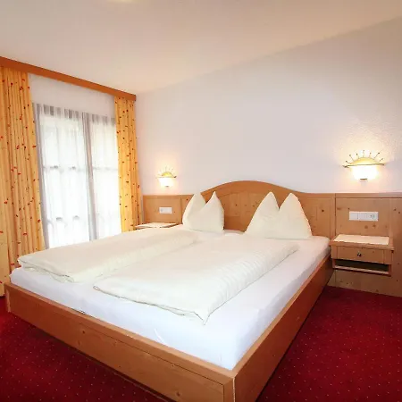 Liesele.1 * Sankt Leonhard im Pitztal